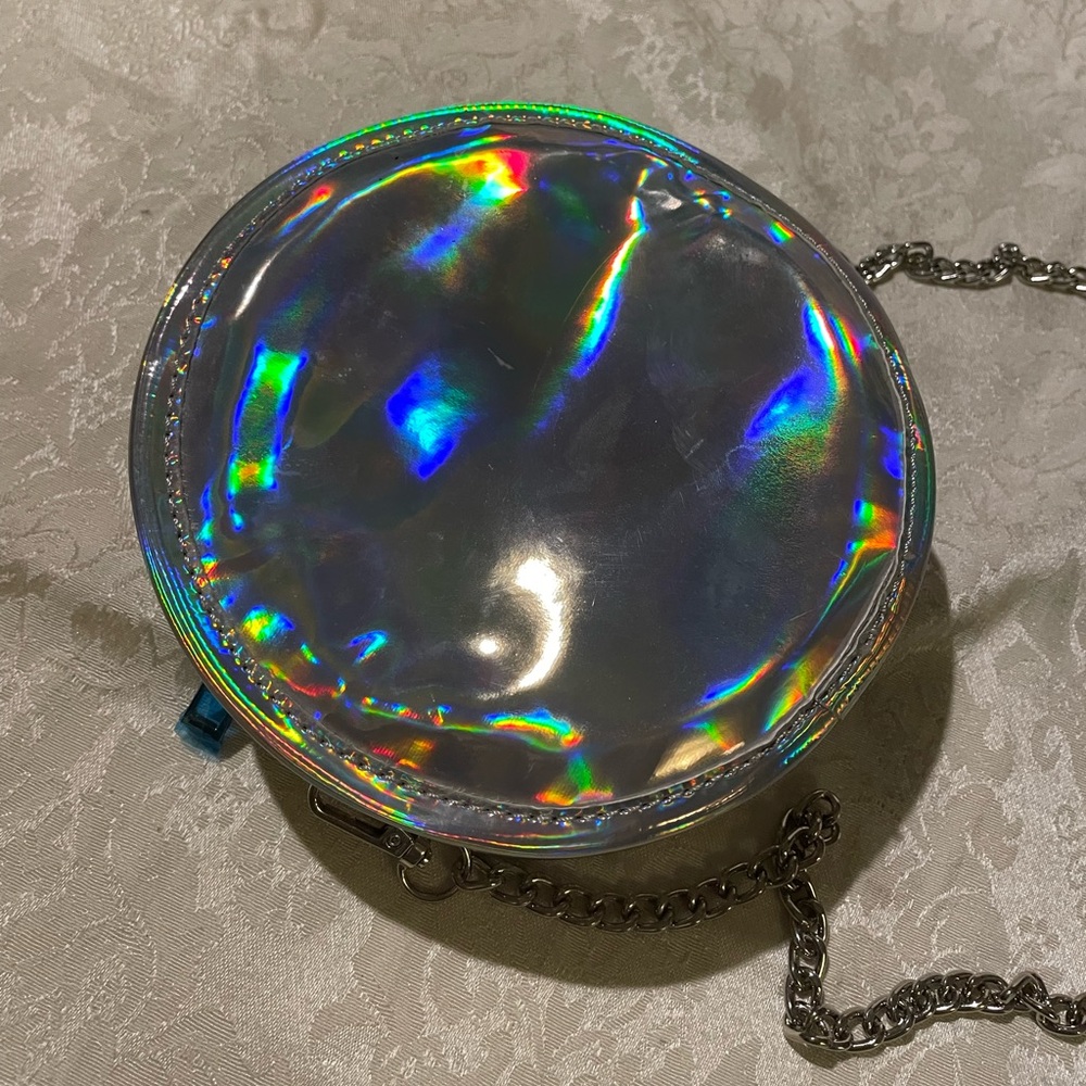 Holographic Crossbody Bag with Chain Strap - Picture 3 of 4